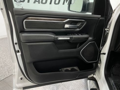 Used 2020 RAM 1500 Laramie AWD/4WD image 14