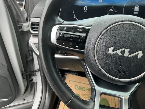 Certified 2024 Kia Sportage SX AWD/4WD image 17