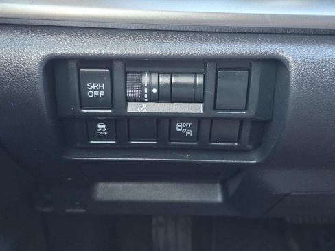 Used 2019 Subaru Crosstrek 2.0i Limited w/ Moonroof Package image 11