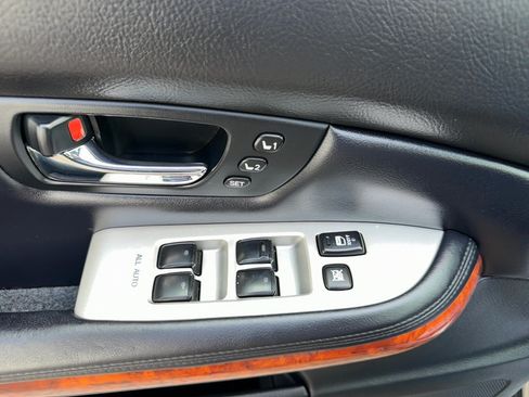 Used 2006 Lexus RX 330 AWD image 14