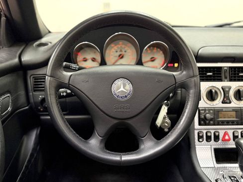 Used 2001 Mercedes-Benz SLK 230 image 13