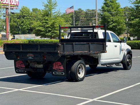 Used 2014 RAM 4500 Tradesman w/ Chrome Appearance Group AWD/4WD image 8