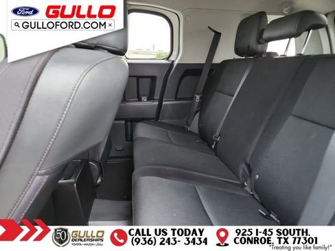 Used 2013 Toyota FJ Cruiser 4WD w/ Convenience Pkg image 14