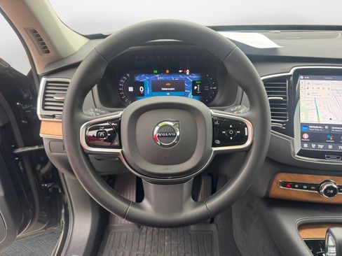 Certified 2023 Volvo XC90 T8 Plus w/ Protection Package Premier image 10