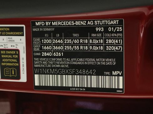 Used 2025 Mercedes-Benz GLC 350e 4MATIC image 16