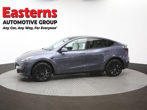 Used 2023 Tesla Model Y AWD image 53