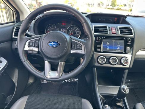 Used 2017 Subaru Crosstrek 2.0i Premium image 19