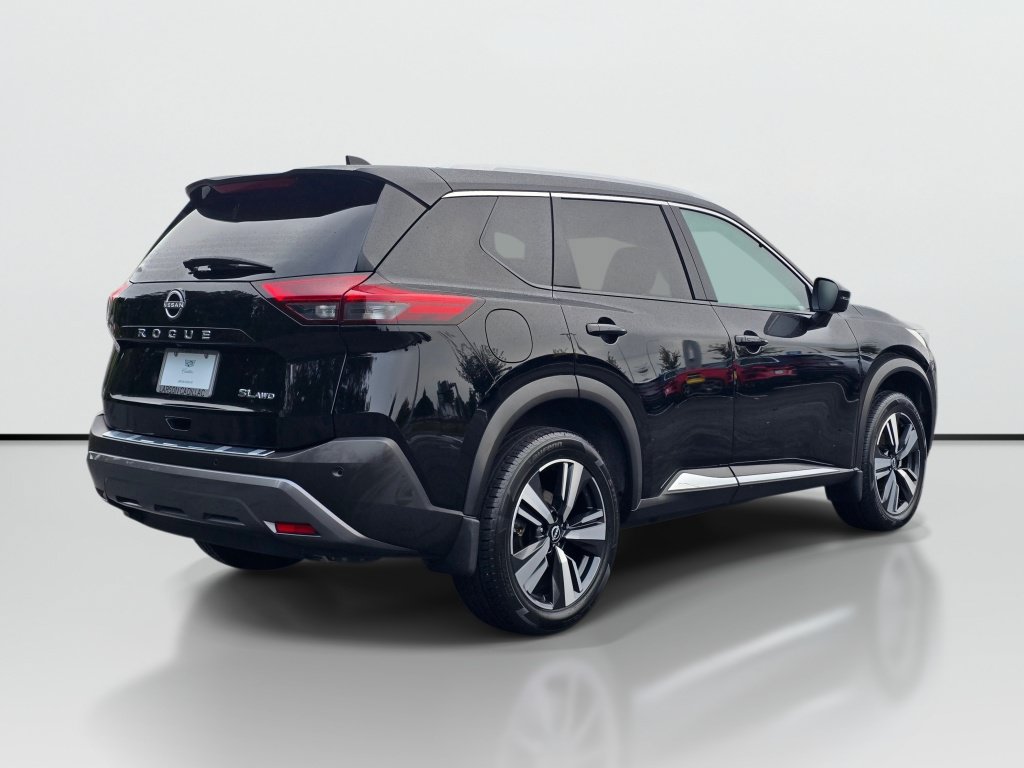 Used 2023 Nissan Rogue SL AWD/4WD image 6