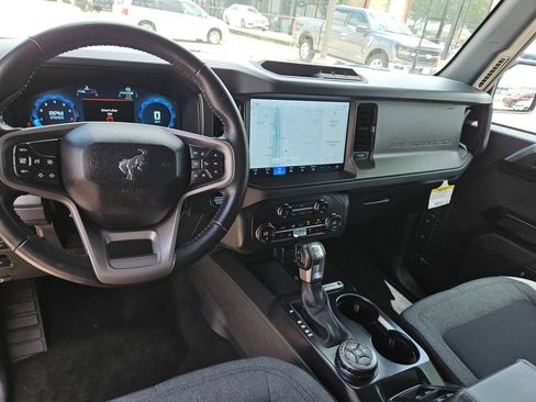 Used 2025 Ford Bronco Big Bend AWD/4WD image 16