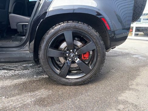 Used 2023 Land Rover Defender 110 X image 19