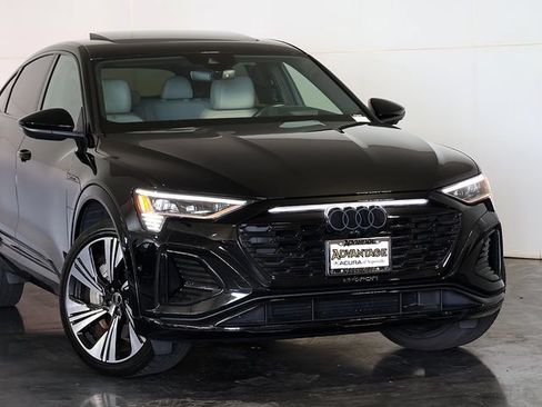 Used 2024 Audi Q8 e-tron Prestige w/ Prestige Package AWD/4WD image 6