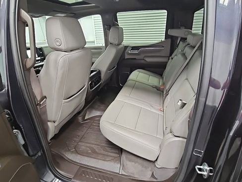 Used 2023 GMC Sierra 1500 SLT w/ SLT Premium Package image 34