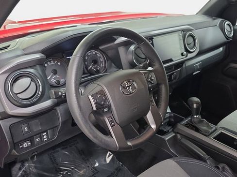 Certified 2023 Toyota Tacoma TRD Sport AWD/4WD image 13