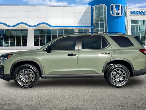 New 2026 Honda Pilot TrailSport image 2
