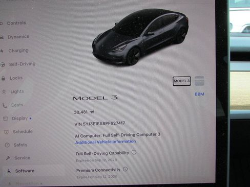 Used 2023 Tesla Model 3 Standard Range RWD image 29