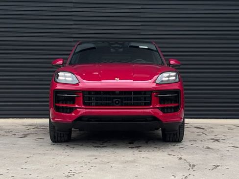 New 2026 Porsche Cayenne Coupe AWD/4WD image 10