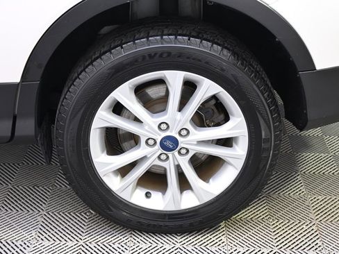 Used 2018 Ford Escape SEL image 20