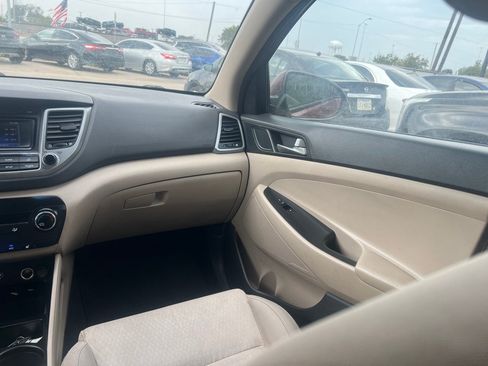 Used 2016 Hyundai Tucson Sport FWD image 18