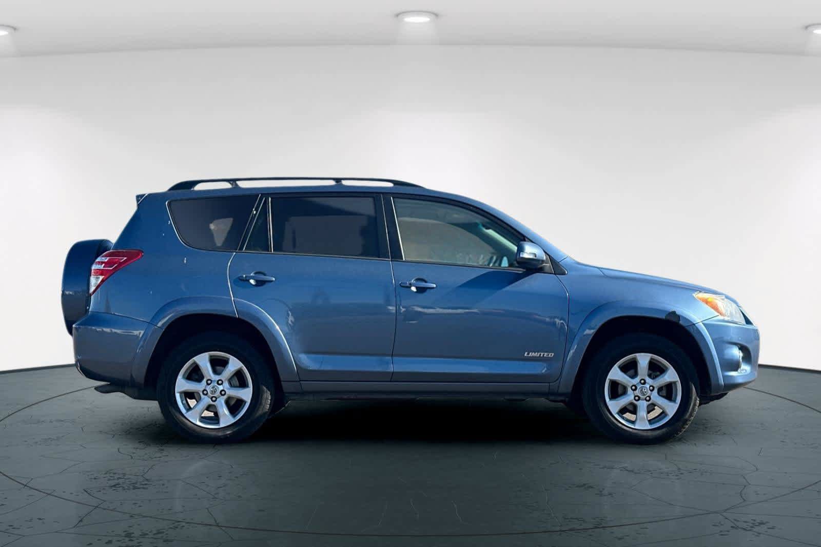 Used 2012 Toyota RAV4 Limited w/ Premium Plus Value Pkg AWD/4WD image 6