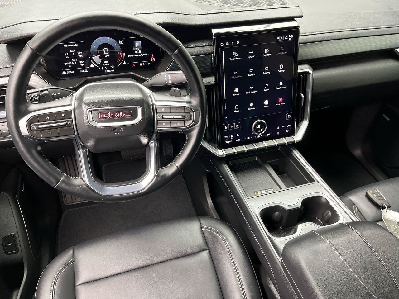 Certified 2026 GMC Acadia Elevation w/ Elevation Premium Package AWD/4WD image 17