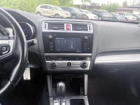 Used 2017 Subaru Outback 2.5i Premium AWD/4WD image 16