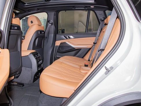 Used 2026 BMW X5 xDrive50e w/ Parking Assistance Package image 22