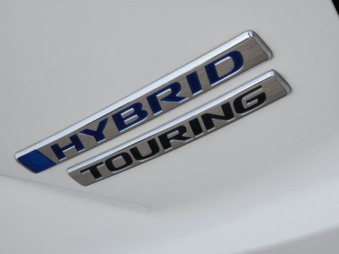 Certified 2022 Honda CR-V Touring image 10