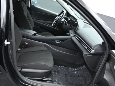 Certified 2023 Hyundai Elantra SEL w/ Convenience Package FWD image 11