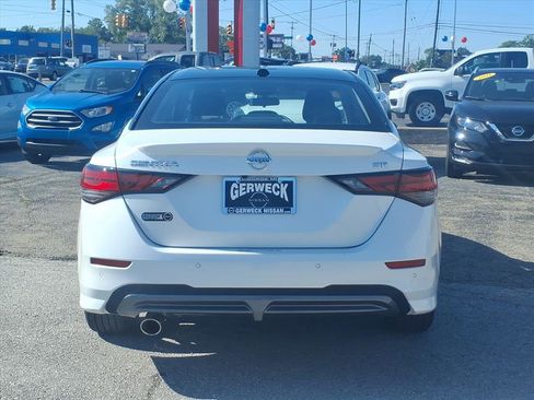 Used 2022 Nissan Sentra SR image 5