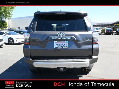 Used 2015 Toyota 4Runner Trail Premium AWD/4WD image 6