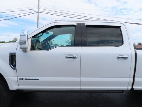 Used 2017 Ford F350 Platinum w/ Platinum Ultimate Package AWD/4WD image 15