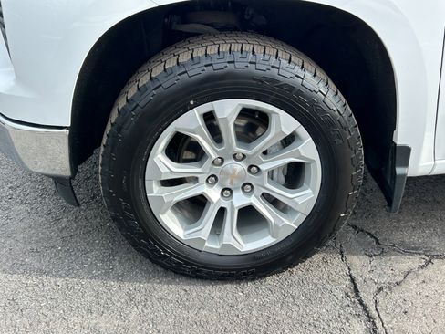 Certified 2023 Chevrolet Silverado 1500 LTZ image 9