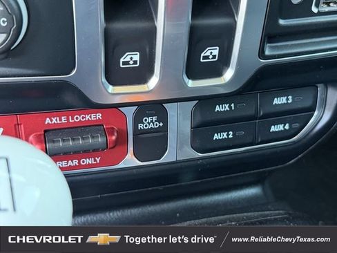 Used 2024 Jeep Wrangler Sport AWD/4WD image 22