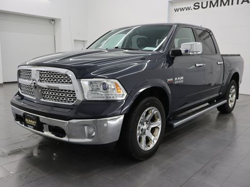 Used 2016 RAM 1500 Laramie w/ Convenience Group AWD/4WD image 7