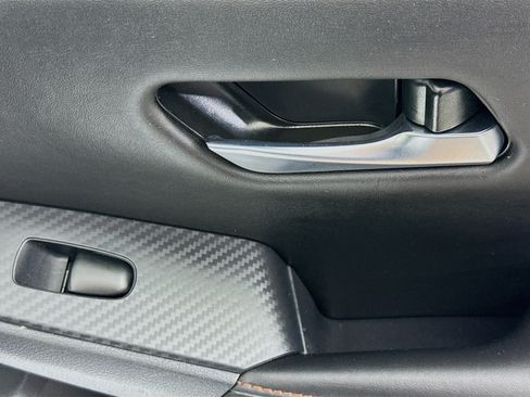 Used 2025 Nissan Sentra SR w/ Midnight Edition FWD image 29