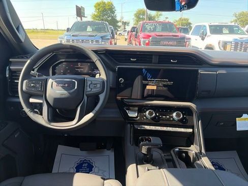 New 2026 GMC Sierra 1500 AT4 w/ AT4 Premium Package AWD/4WD image 14
