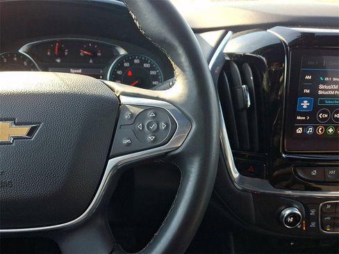 Certified 2023 Chevrolet Traverse LT image 21