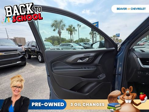 Used 2024 GMC Terrain SLT AWD/4WD image 32