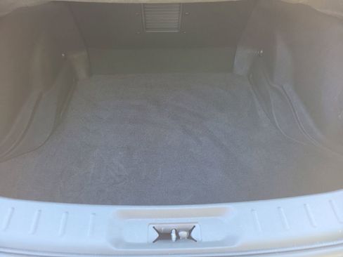 Used 2024 Nissan GT-R w/ Floor Mat Package AWD/4WD image 12