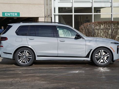 Used 2026 BMW X7 M60i image 3