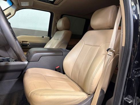 Used 2016 Ford F250 Lariat w/ Lariat Ultimate Package image 16