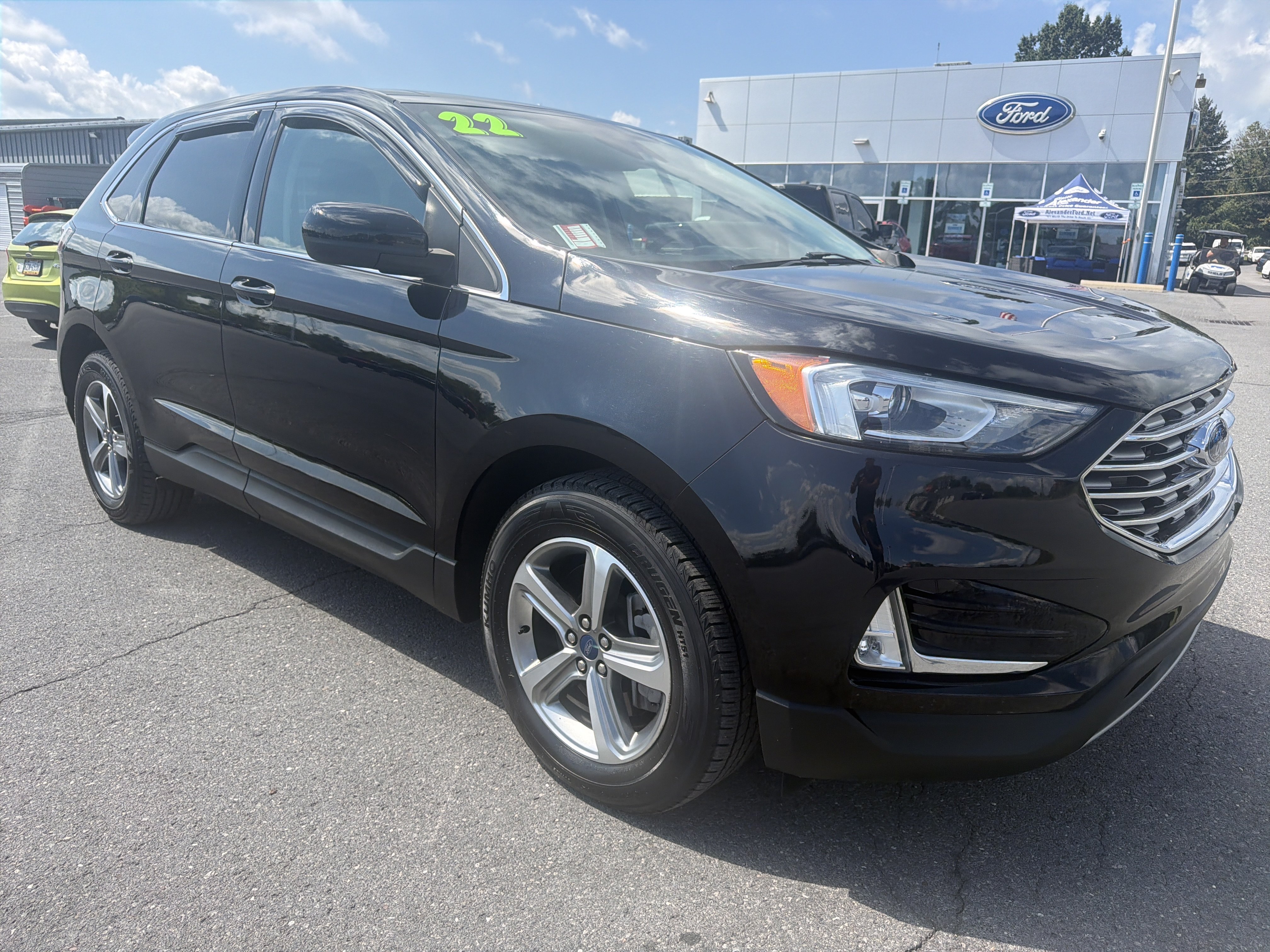 Used 2022 Ford Edge SEL w/ Convenience Package AWD/4WD image 1