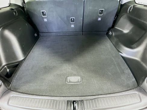 Certified 2023 Jeep Grand Cherokee Laredo w/ Luxury Tech Group I image 35