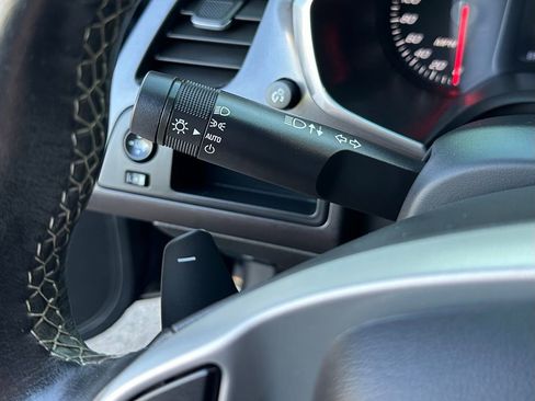 Used 2019 Chevrolet Corvette Stingray Coupe w/ 1LT image 28