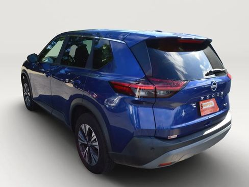 Used 2023 Nissan Rogue SV FWD image 6