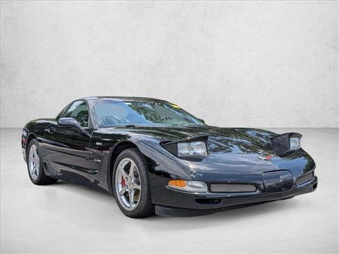 Used 2004 Chevrolet Corvette Z06 w/ Memory Package RWD image 4