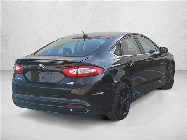 Used 2016 Ford Fusion SE w/ Equipment Group 201A FWD image 5