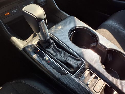 Used 2025 Honda Civic Sport image 12