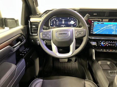 New 2026 GMC Sierra 2500 Denali w/ Denali Reserve Package AWD/4WD image 18