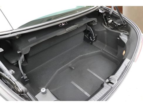 Used 2014 Mercedes-Benz SLK 250 image 20